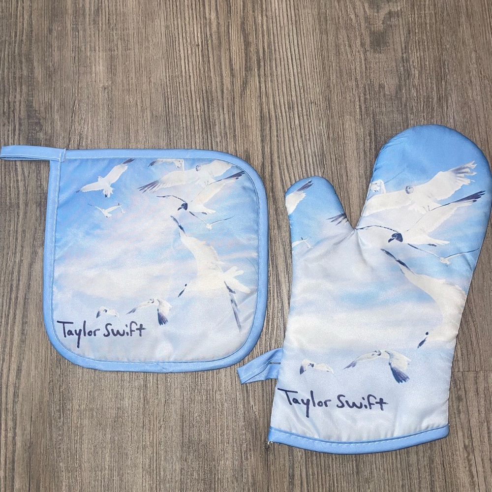 Taylor Swift 1989 Potholders